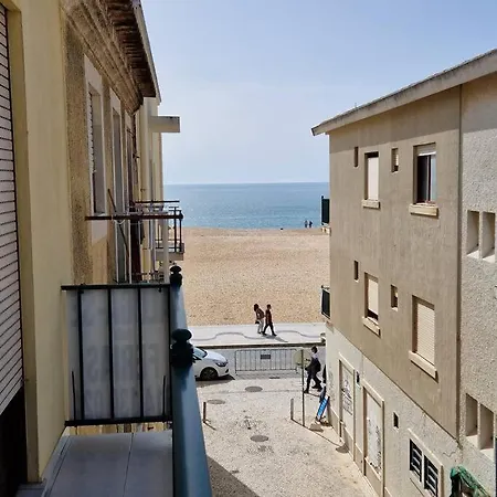 Junto A Apartment