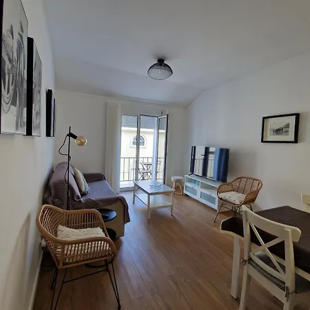 Junto A Apartment